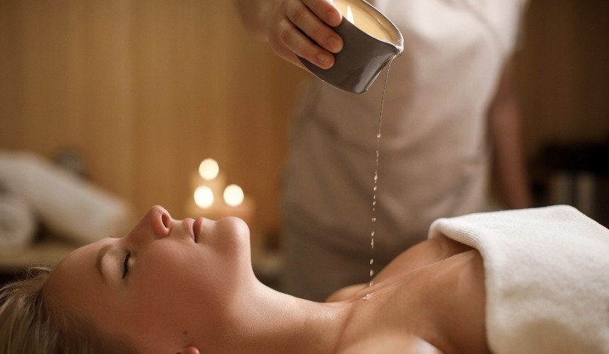 Массажные свечи и горячий воск 