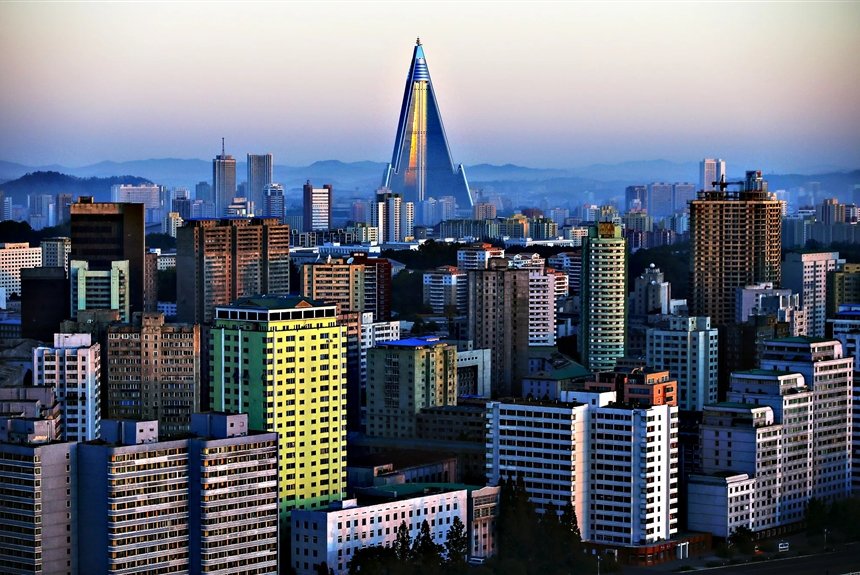 15 суровых запретов, которые действуют в Северной Корее