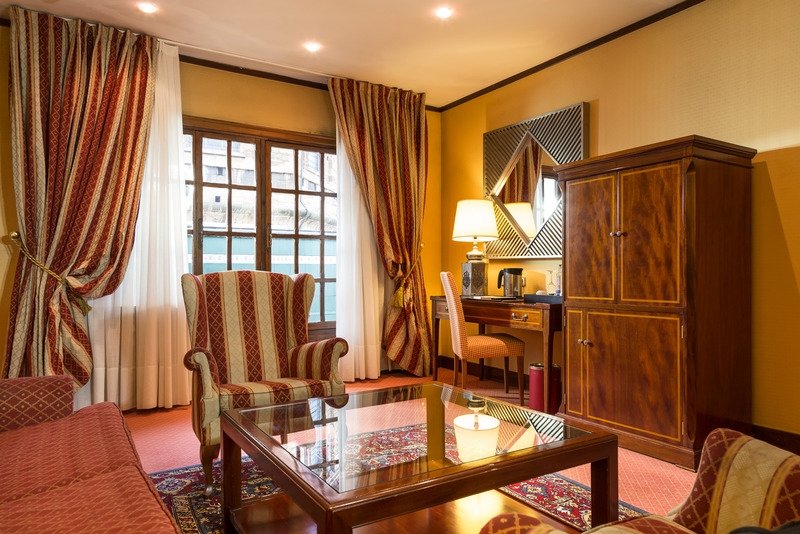 Отели Eurostars Hotel de la Reconquista Отели Eurostars Hotel de la Reconquista