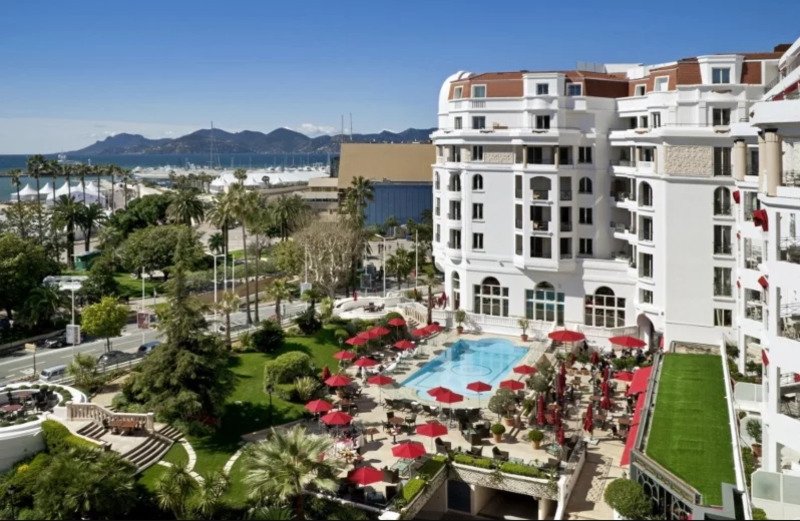 Barriere Le Majestic