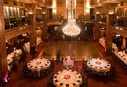 Топ-5 ресторанов-кинозвезд: пообедайте, как герой фильма