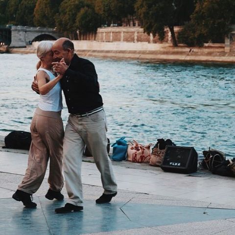 Танго Танго