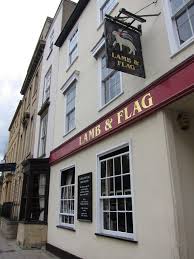 Ягненок и флаг