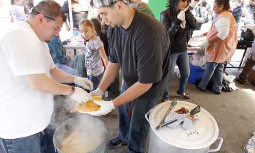 Тамале на улице Тамале на улице