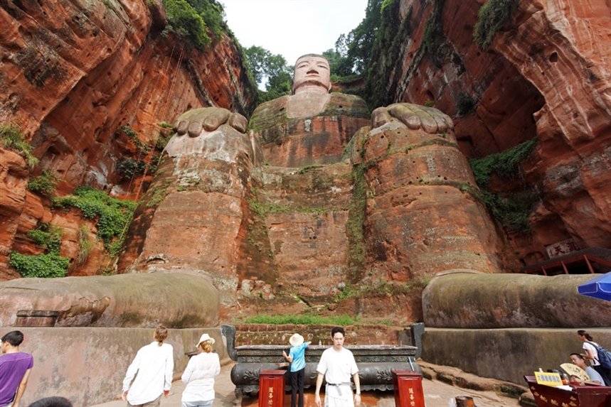 statuya_Maitreyi statuya_Maitreyi