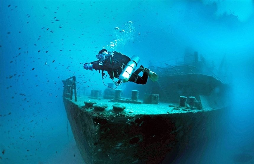 zatonuvschiy_linkor zatonuvschiy_linkor