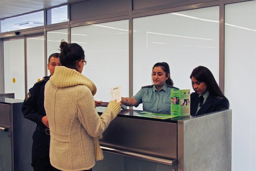 passagir_v_aeroportu