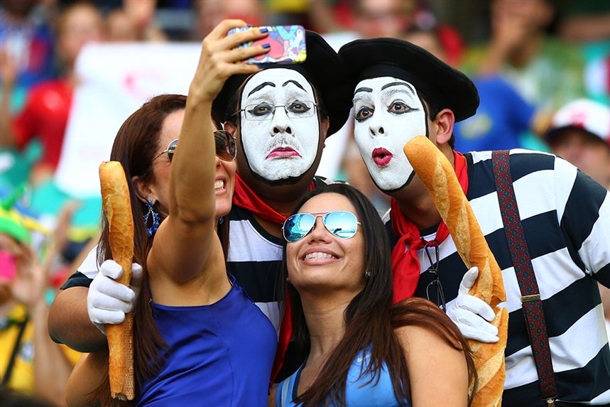 Francuzi_mimi_selfi Francuzi_mimi_selfi
