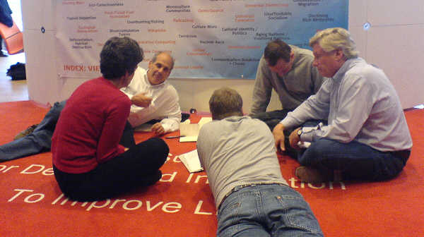 фамильярность фамильярность