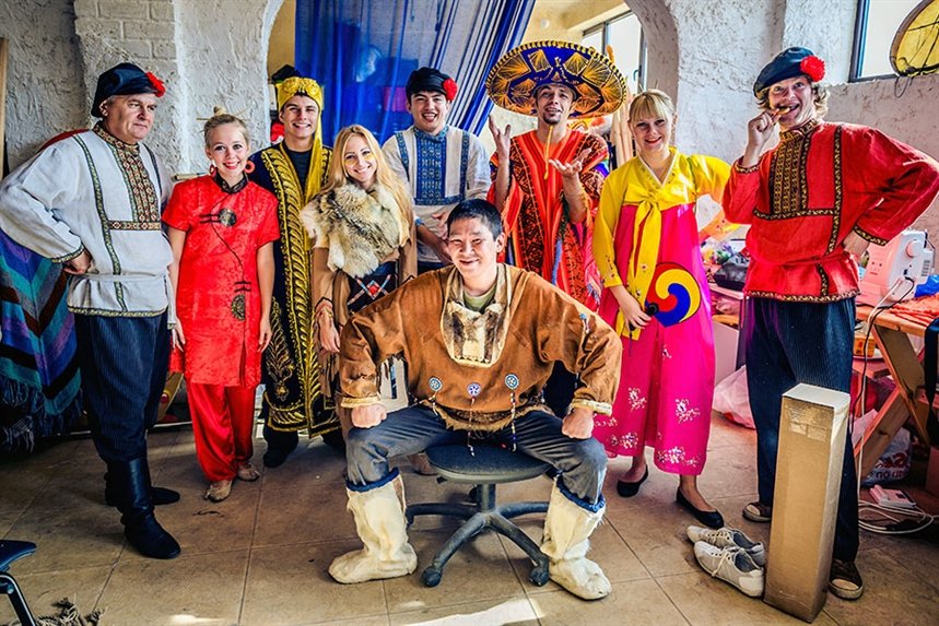 predstaviteli_raznih_nacionalnostei