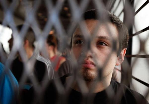 Нелегальные иммигранты Нелегальные иммигранты