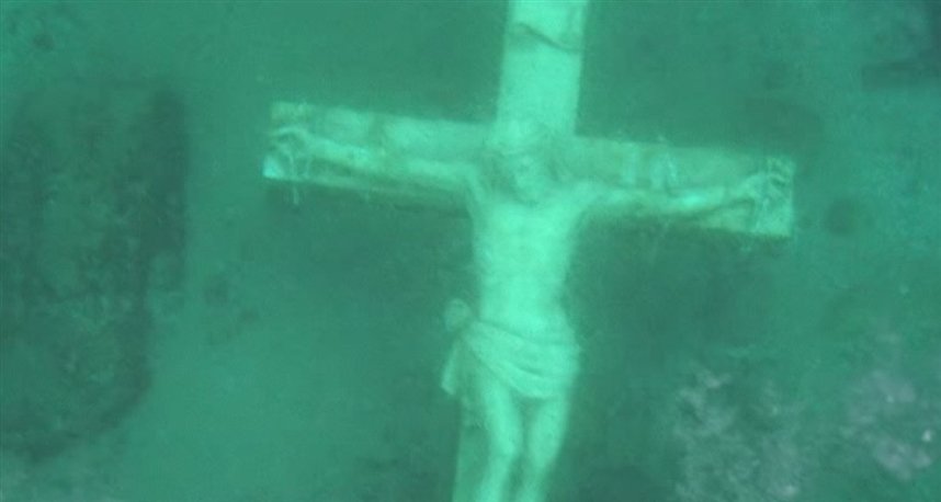 raspyatye_pod_vodoy raspyatye_pod_vodoy