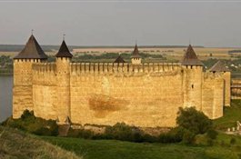 Хотинская крепость - удивительный неприступный замок на берегу реки