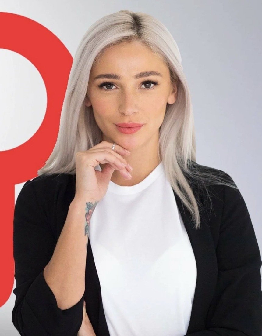 Настя Ивлеева