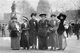 Первые феминистки: как женщины добивались права голоса