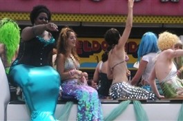 30 самых удивительных и диковинных фестивалей в мире: это стоит увидеть!