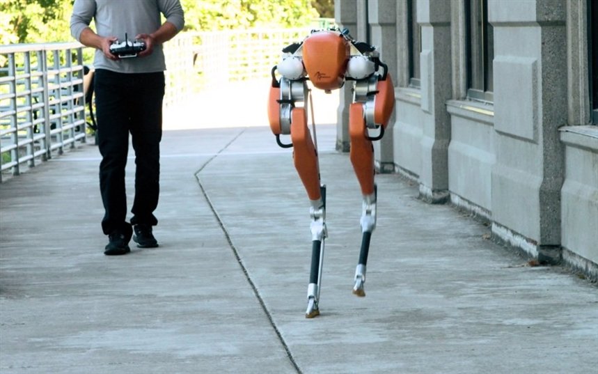 робот Cassie робот Cassie