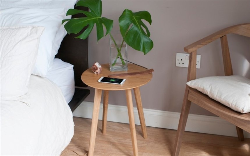 Столик для зарядки