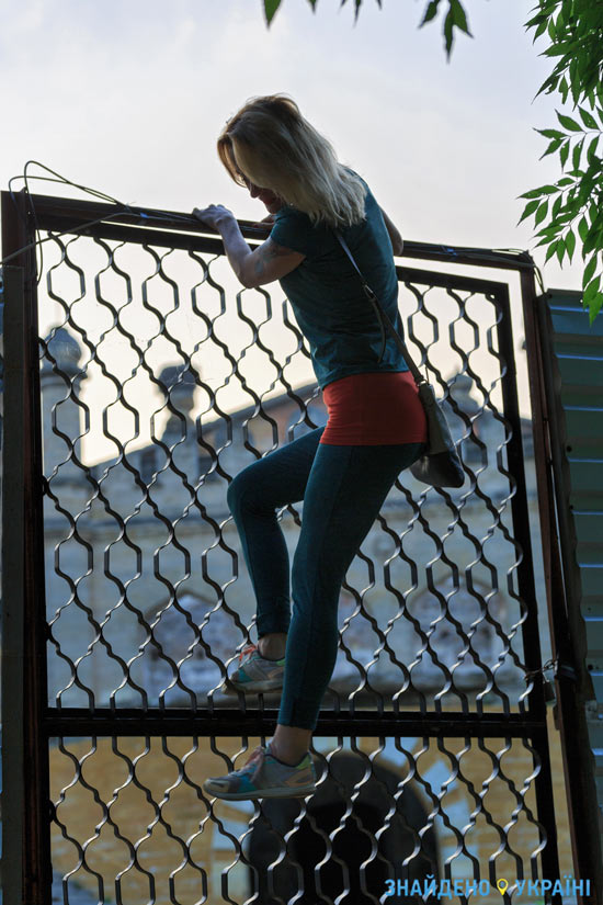 Лала Тарапакина Лала Тарапакина