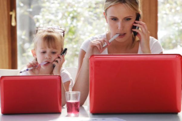 дети копируют родителей дети копируют родителей