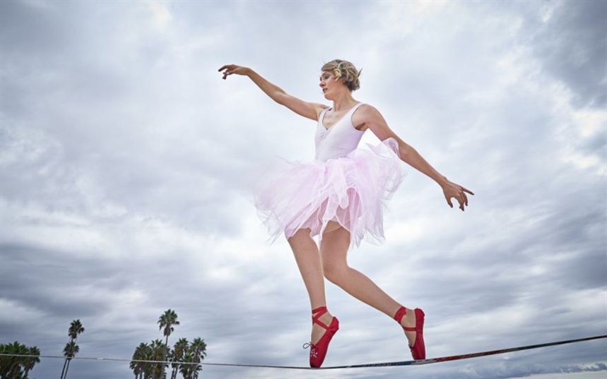 На пуантах по канату На пуантах по канату