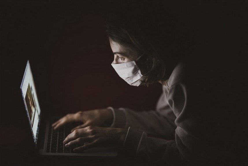 Эльзагейт и другие интересные теории заговоров