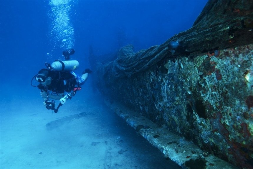 daiver_pod_vodoy_sudno daiver_pod_vodoy_sudno