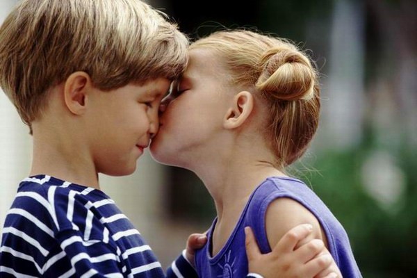 поцелуй поцелуй