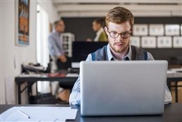 Список самых популярных профессий в интернете в 2025 году