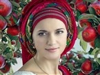 Украинки в национальных нарядах