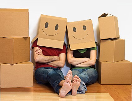 Люди с коробками на голове Люди с коробками на голове