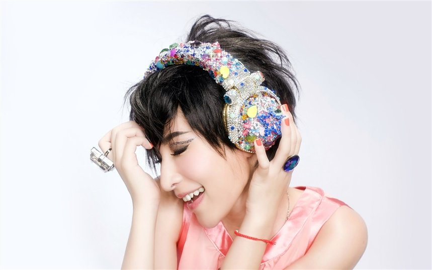 Послушайте музыку