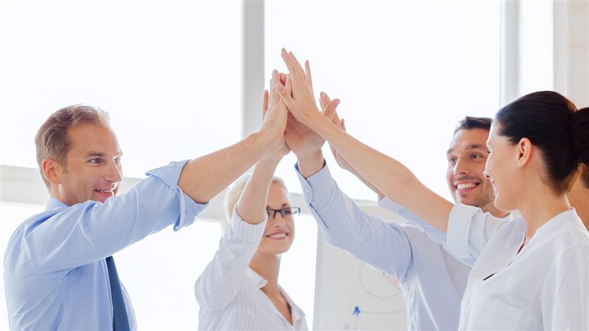 Окружите себя сильными людьми Окружите себя сильными людьми