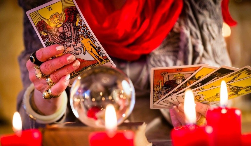 Гадание на картах таро 