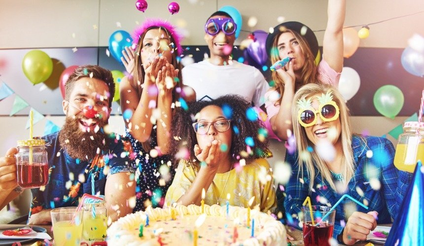 Вечеринка в честь дня рождения 
