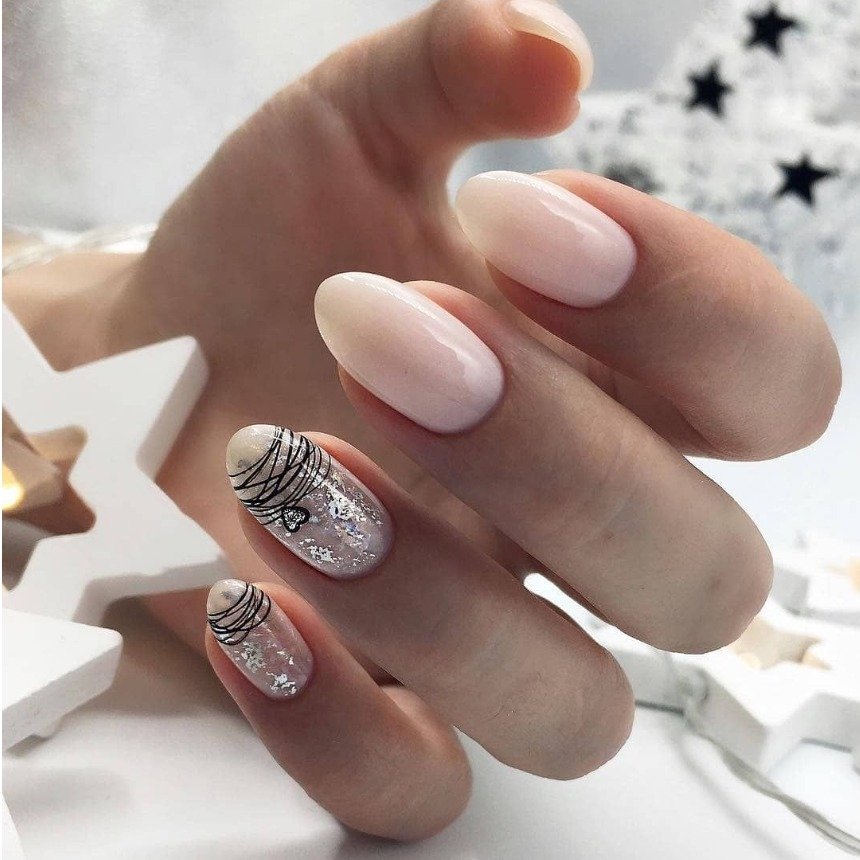 Когда делать маникюр в январе 2023