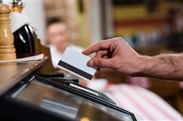 Внимание! Официанты крадут ваши деньги. Как уберечься?