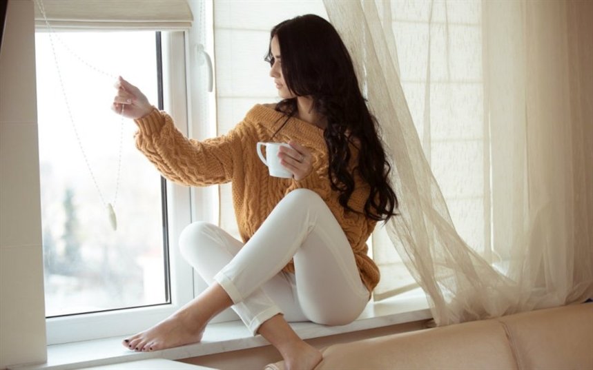 Девушка и уют