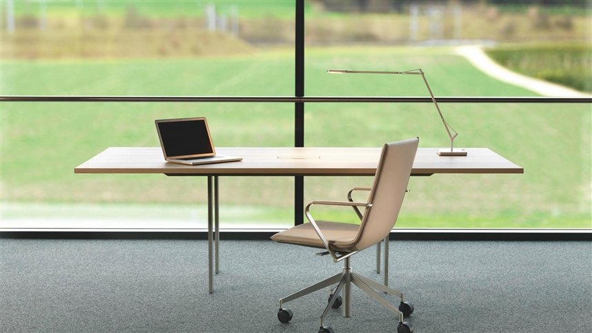 pustoi_rabochii_stol pustoi_rabochii_stol