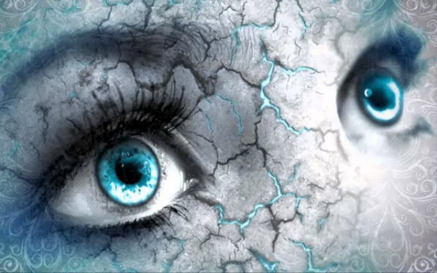 синие глаза и трещины по лицу синие глаза и трещины по лицу