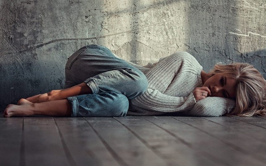 Девушка-жертва Девушка-жертва