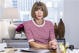 От продавца одежды до редактора Vogue: как Анна Винтур стала иконой моды