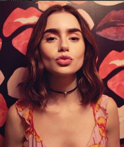 лили коллинз инстаграм