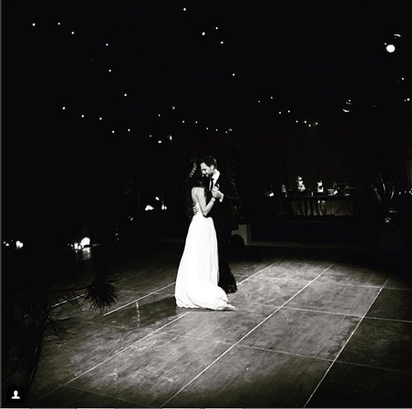 тройэн беллисарио и патрик адамс свадьба тройэн беллисарио и патрик адамс свадьба