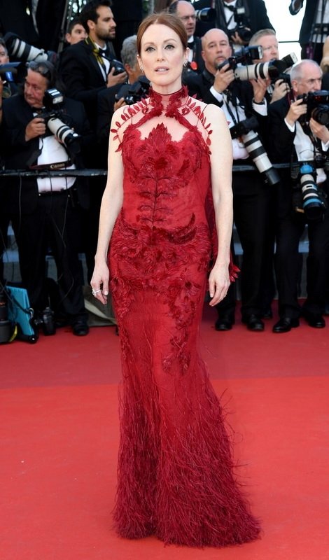 Джуллиана Мур