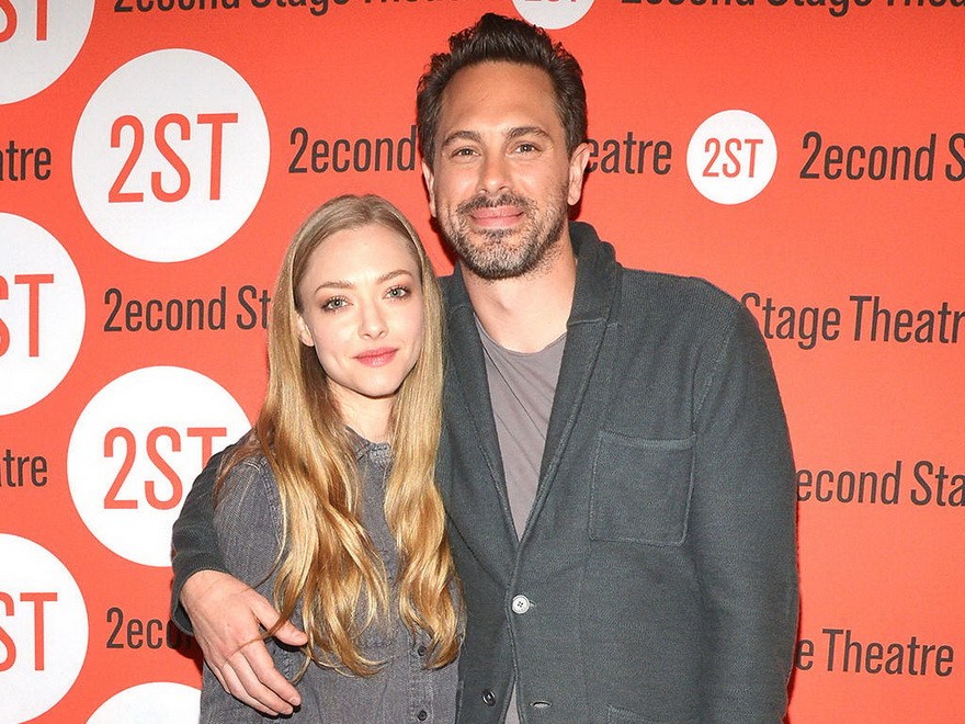 Аманда Сейфрид и Томас Садоски