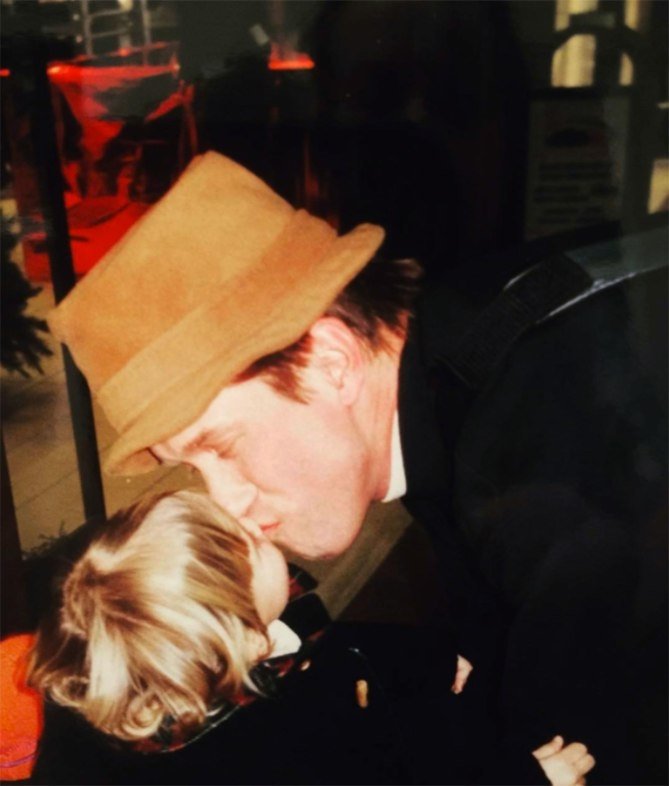 Хейли Болдуин стивен болдуин Хейли Болдуин стивен болдуин