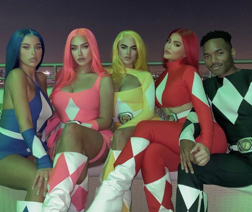 Кайли Дженнер – Красный Рейнджер Кайли Дженнер – Красный Рейнджер