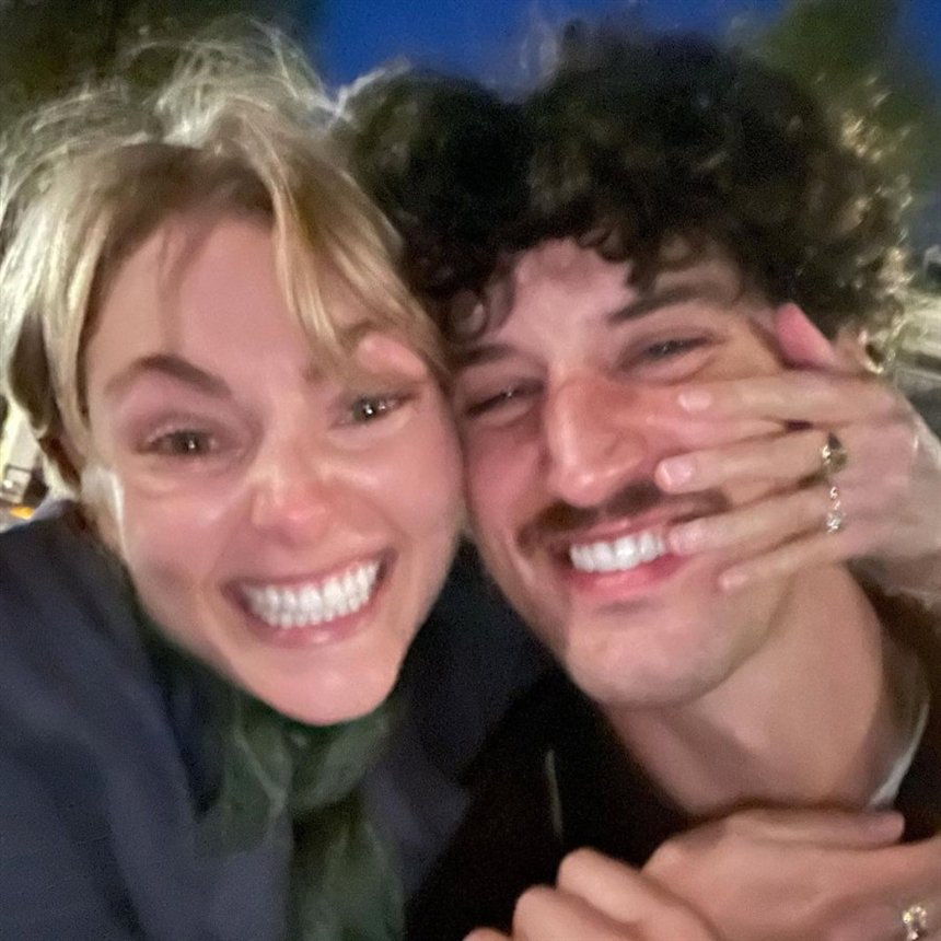 знаменитости, которые обручились в 2021 знаменитости, которые обручились в 2021