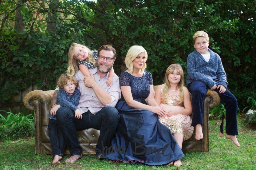 семья тори спеллинг